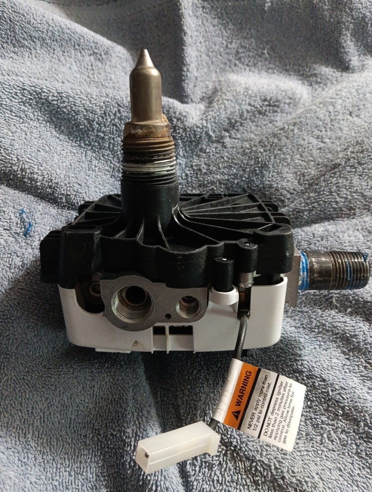 Valve Controller Wv8840c1404 Honeywell WV8840C1404 Cross Reference