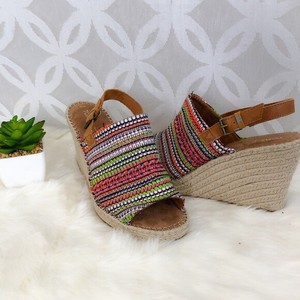 toms monica