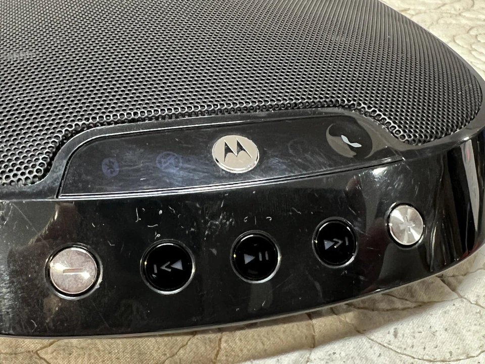 Altavoz estéreo portátil Hi-Fi Motorola MOTOROKR EQ7 de JBL inalámbrico Bluetooth Foto 4 de 4