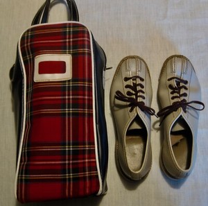 Vintage Bowling Shoes with Zippered Shoe Bag Womans Retro Red Plaid 