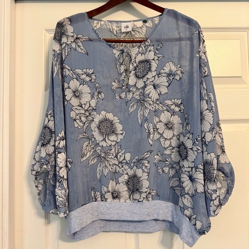 Women's Cabi Sirena Blouse Top Size M Blue White Floral Stripe Dolman - Picture 2 of 9