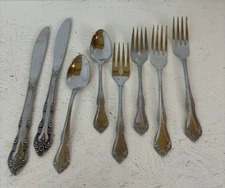 WM A Rogers Deluxe Stainless Oneida Ltd Service for 2  Set of 8 Flatware