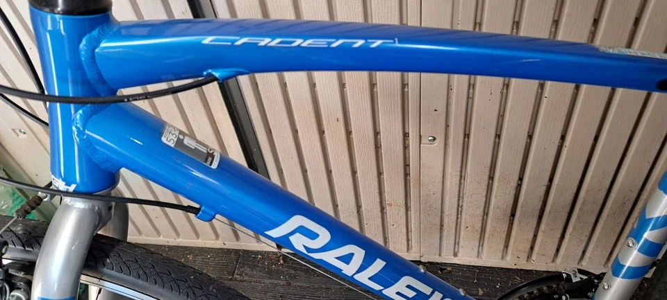 Raleigh Cadent ¡Nuevo! Foto 3 de 4