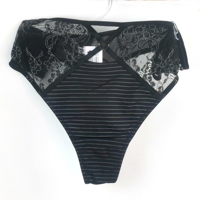 Ashley Graham Plus Keyhole Lace Thong Panties 1pack Size 3x 760460 for