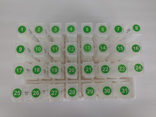 Walgreens Pill Planner 31-Day /124 Compartment, Pill Organizer Medicine Vitamin - Picture 4 of 7