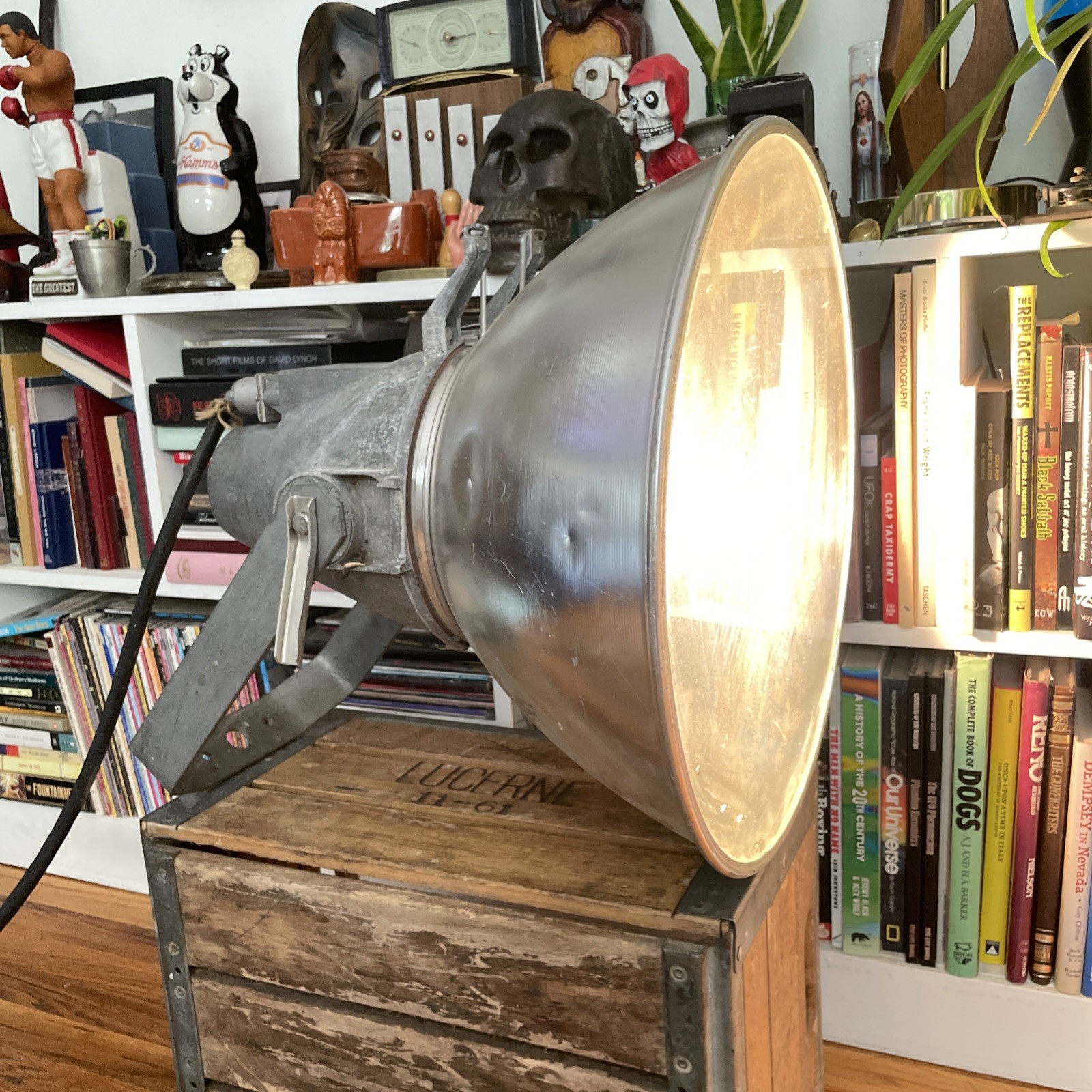 Vintage Industrial 19” Metal Spotlight Flood Lamp + Mount Adjustable Works USA