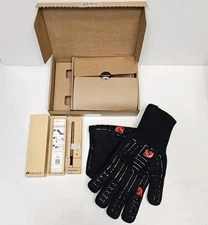 Bundle Meater Plus Wireless Smart Meat  Thermometer & Mitts. MT-MP01. New