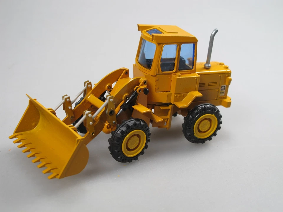 Gescha Caterpillar Radlader CAT 920 1:50 gut erhalten in OVP - Bild 2 von 4