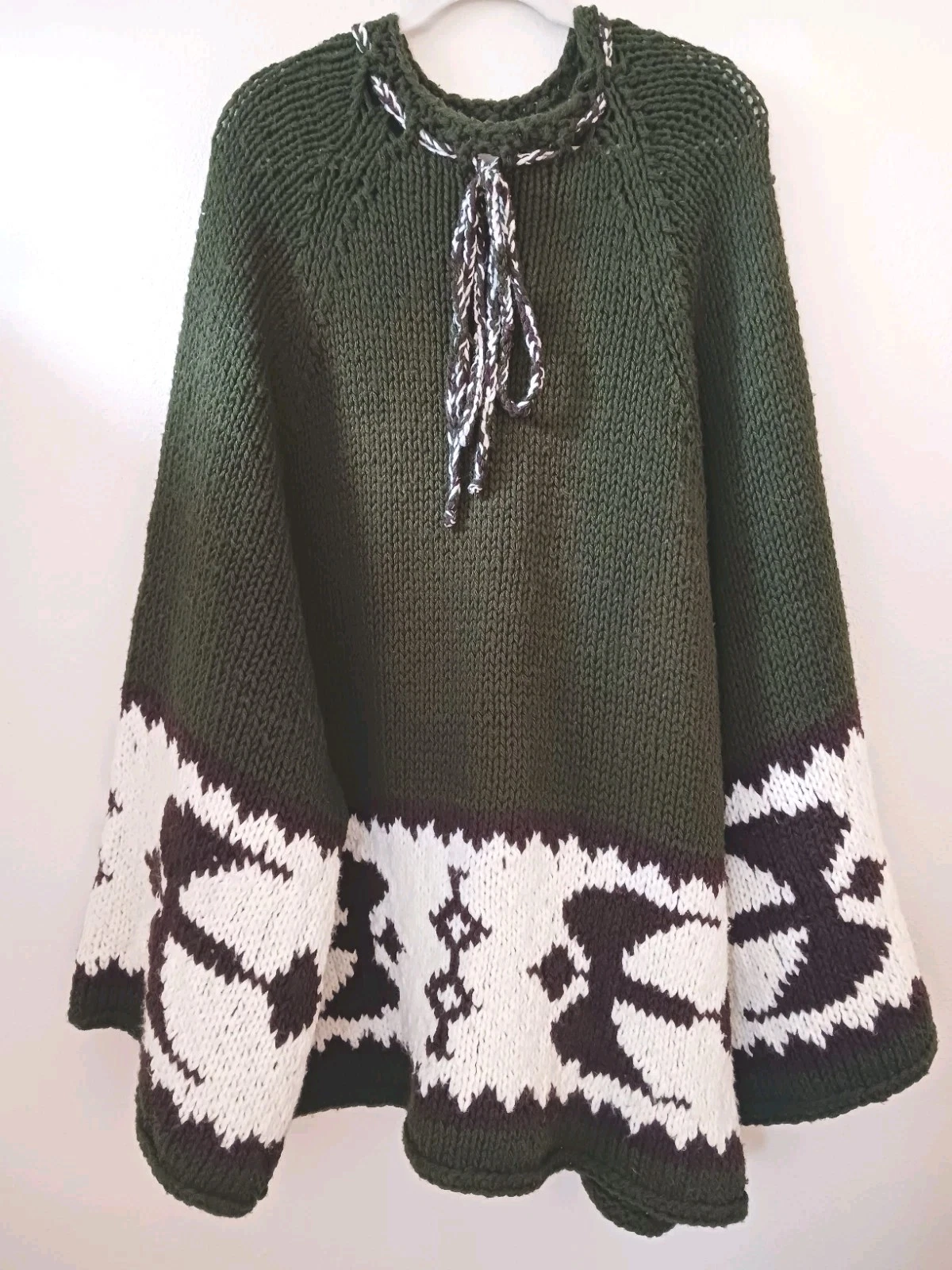 Vtg Hand Knit Chunky Wool Fringe Poncho Sweater Hippie Boho Cowichan 60s70s Bird