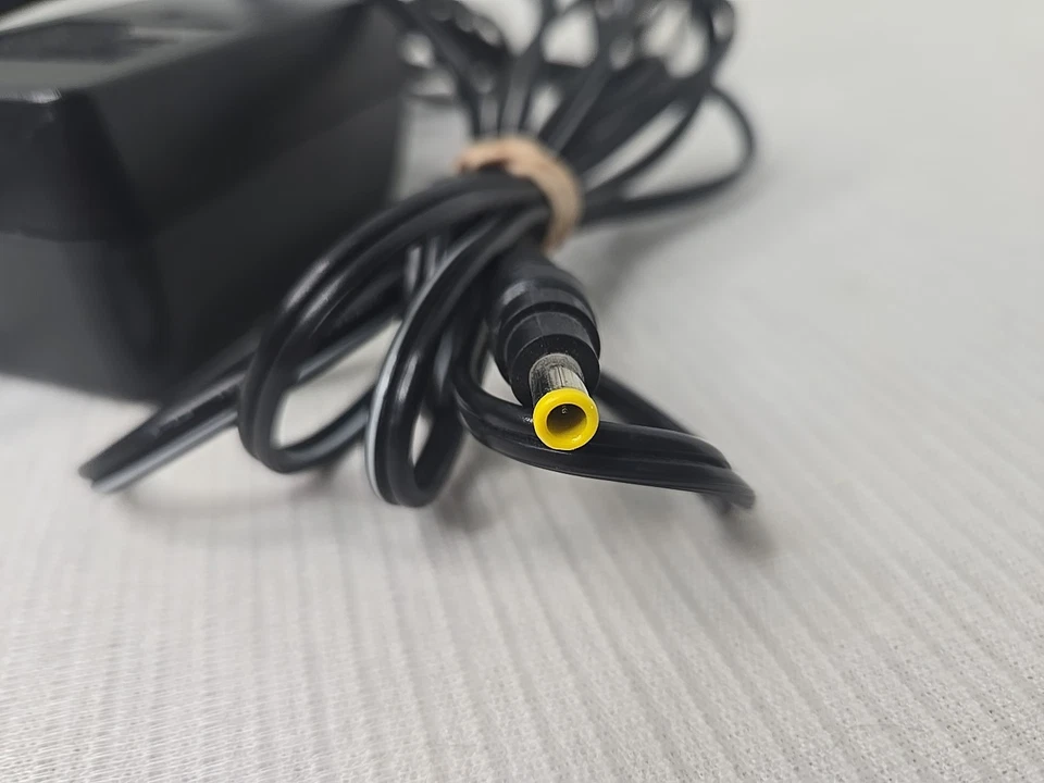 Adaptador de corriente Apple M3365 para impresora M3362, M3374 13,5 VDC 1,0A 28 W    Foto 4 de 4