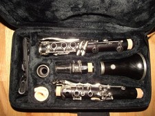Clarinet Bb Conn 444N wood professional new pads  corks