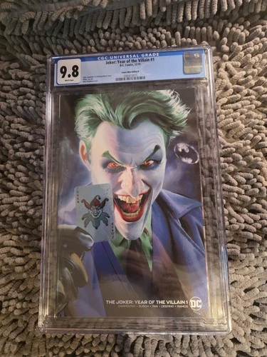 Joker: Year Od The Villain #1  D.c Comics 12/19 Cgc Graded 9.8