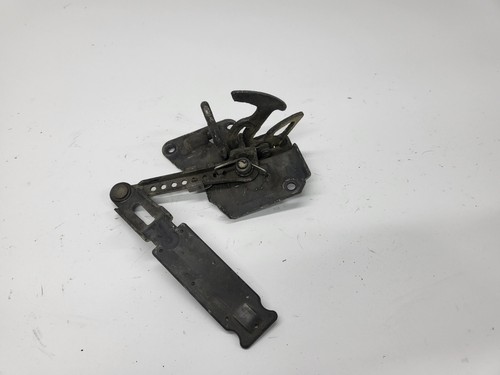 Audi A6 4B - Motorhaubenschloss Schloss Motorhaube 4B0823480 (14)