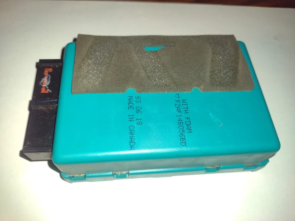 DEFECTIVE F2AF14B056BD 19921994 Ford Crown Vic Aerostar Econoline Comput G3D - Image 2 of 2