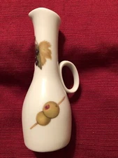 ROYAL WORCESTER/ENGLAND OLIVE OIL PITCHER-6" HIGH -  I Chips Or Scratches