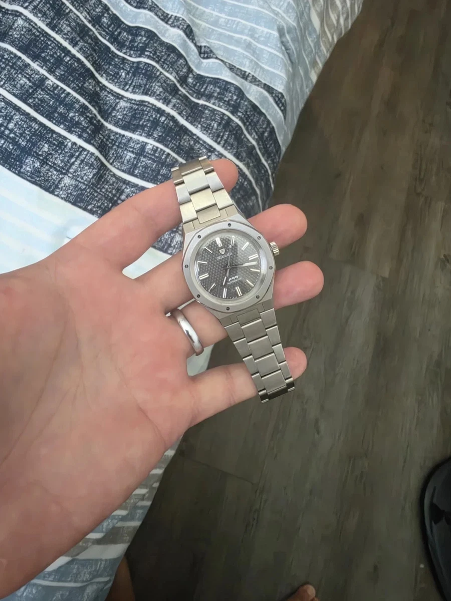 Reloj Nivada Grenchen 37 mm F77 titanio con esfera antracita
