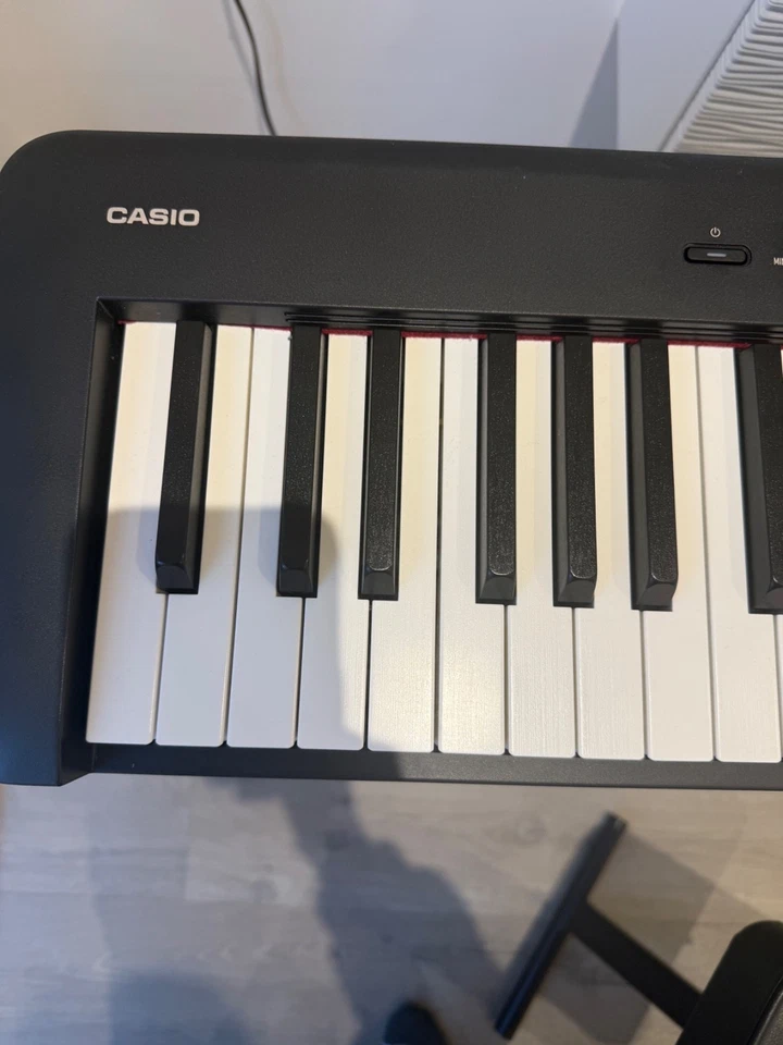 Casio CDP-S110 Digital Piano 88 Weighted Keys Pedal & Stand -Excellent Condition, photo 3 of 5