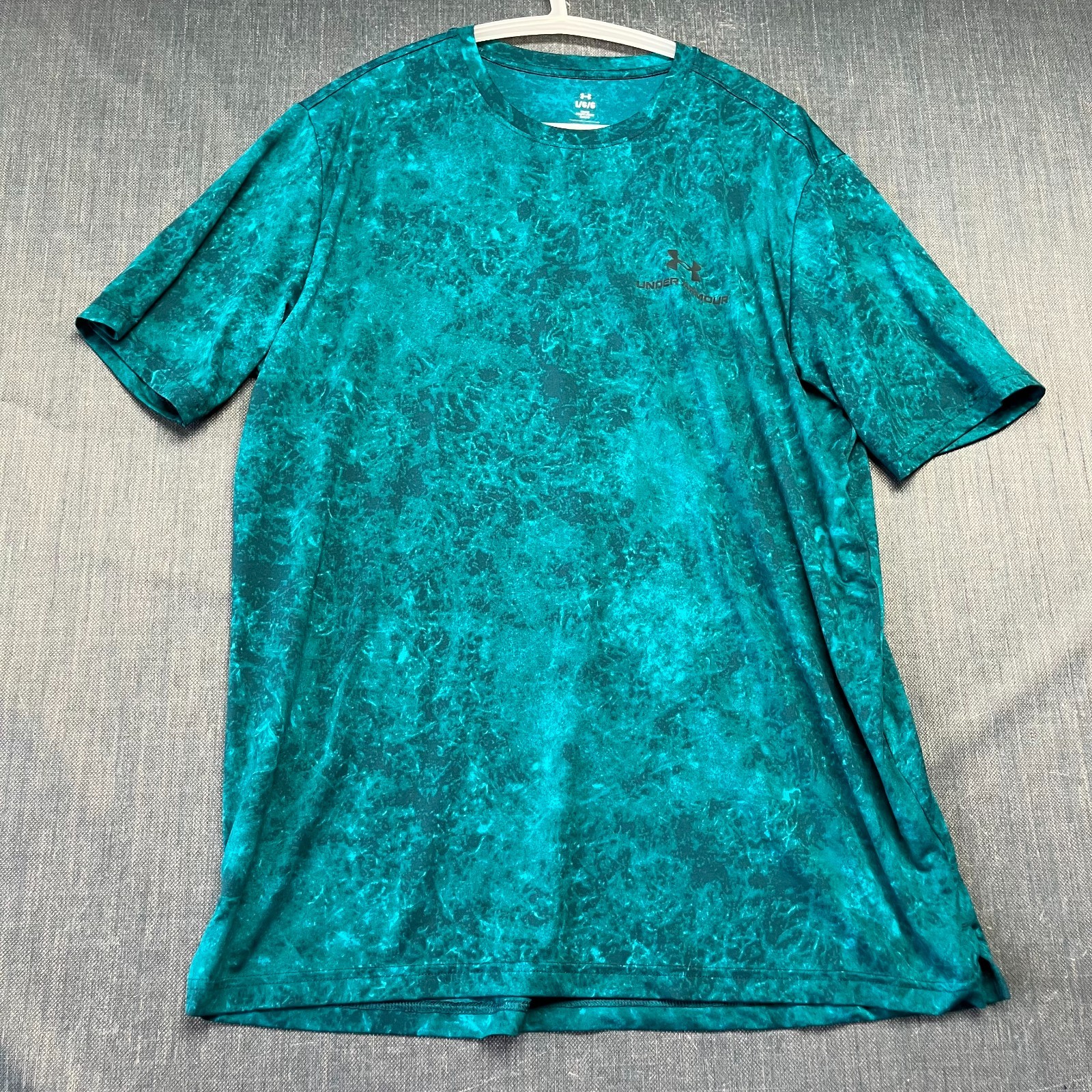 Under Armour Rush Men's T-Shirt Size L Teal Marble Graphic Short Sleeve Workout