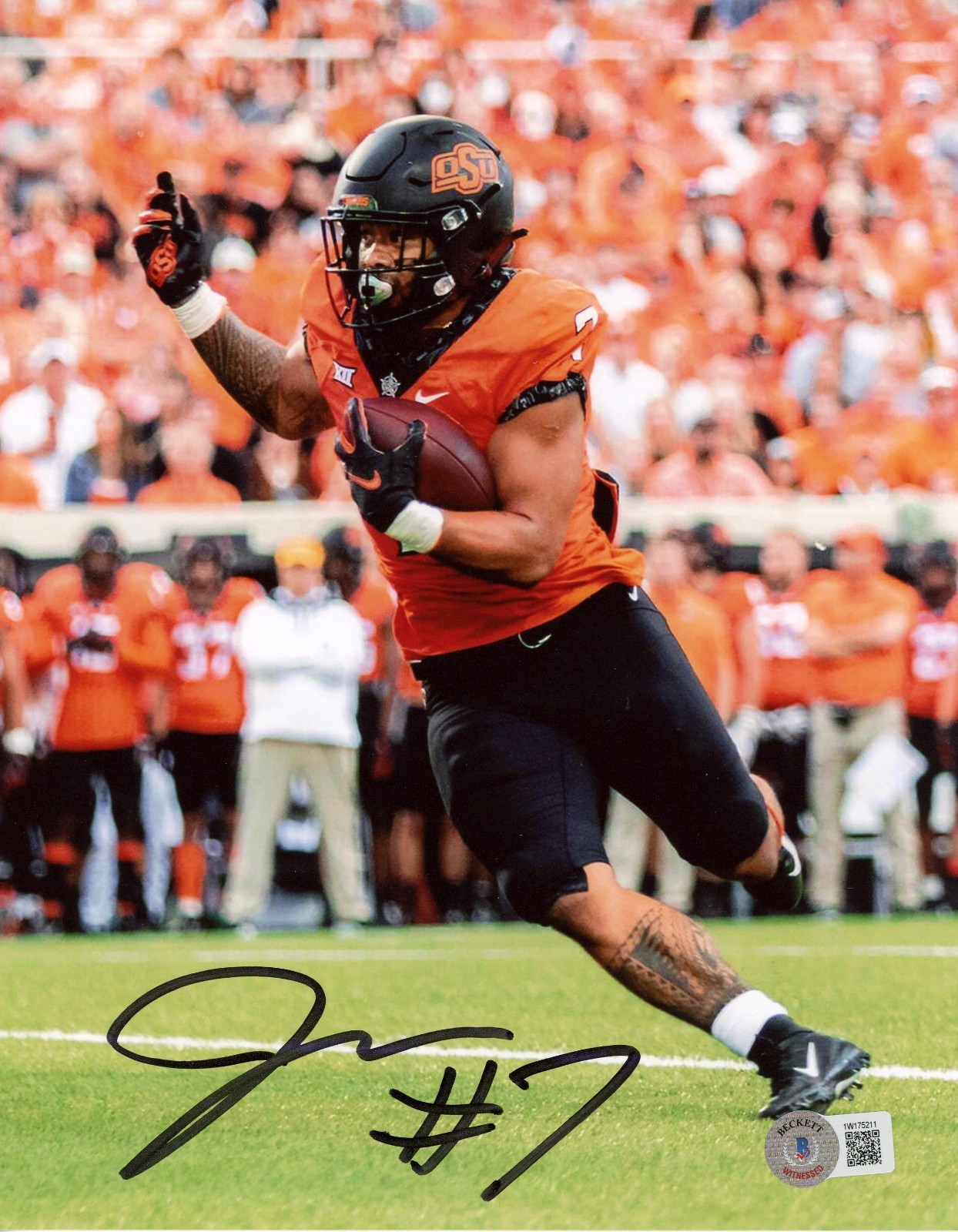 Jaylen Warren Autographed Signed Oklahoma State Cowboys 8x10 PHOTO BECKETT 