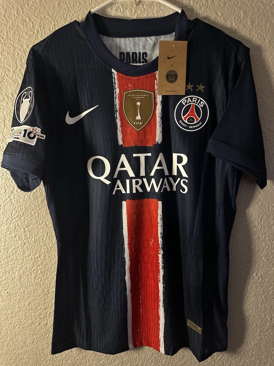 Nike Size L Paris Saint-Germain International Club Soccer Fan