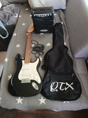 E-Gitarre QTX mit Zubehör