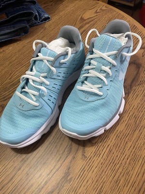 Under Armour Charged Assert 8 In Bleu Marine