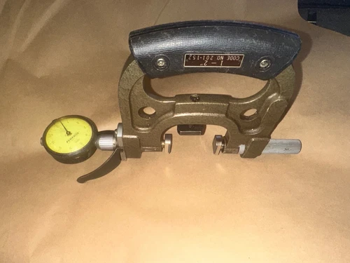 MITUTOYO SNAP GAGE NO. 201-152 1-2" INIDICATOR .0001"