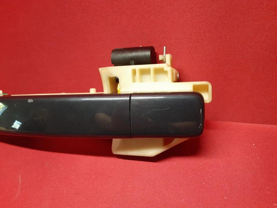 Maçaneta externa traseira direita Kia Soul 2014 - 2019 - Azul Newport metálico - Imagem 2 de 4