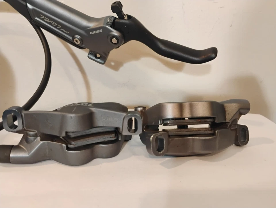 sram level Brz brake set 4 Piston - Image 3 of 3