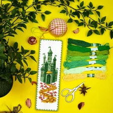 Emerald City: The Wonderful Oz Wizard - Couted Cross Stitch Bookmark Kit