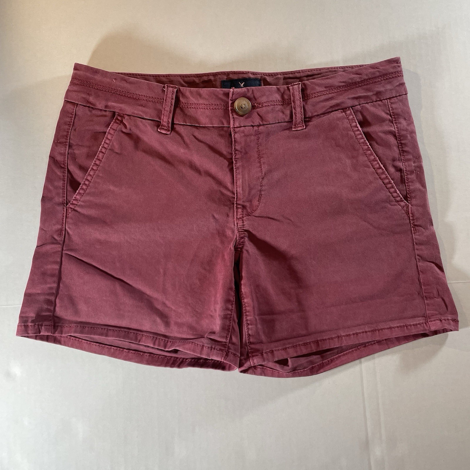 AE Women's Size 4 Low Rise Midi Shorts Red/Berry Stretch Chino Style