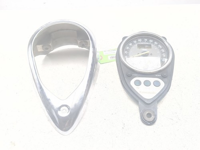 #ad ATTN: DMG 98 04 Kawasaki VN1500 Vulcan Nomad Front Speedometer amp; Chrome Cover $218.13