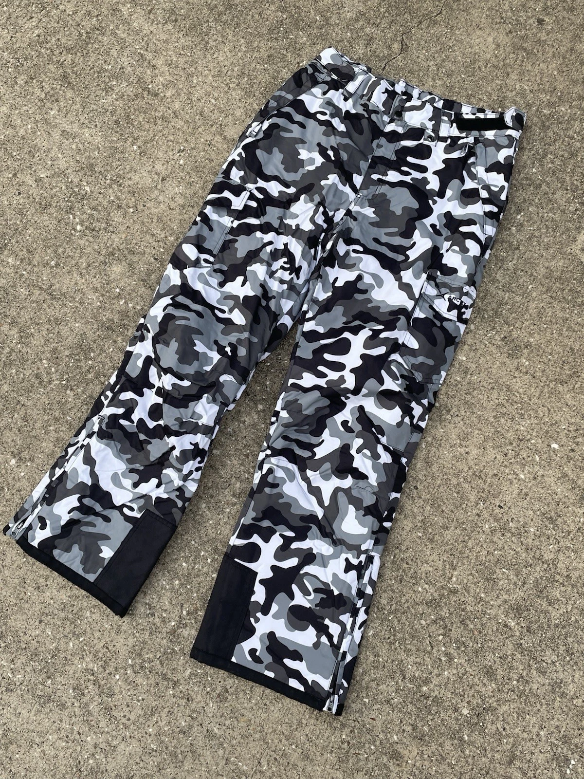 ARCTIX Mens Insulated 5K Snow Board Ski Snow Pants Camo 36-38w x 34L Adjustable