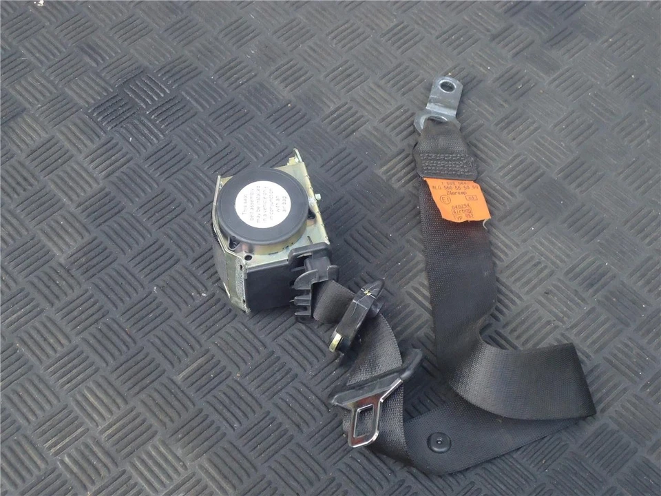 Cinturón de seguridad BMW 330i FR 2004 Foto 4 de 4