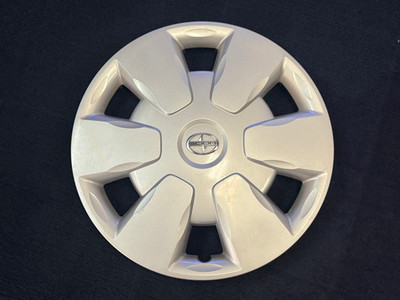 Toyota Scion xA/xB 2006 15'' Hubcap/Wheel Cover 6 Spoke #0840252827 61144