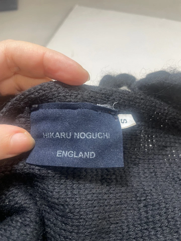 Vintage, Collectible Hikaru Noguchi Wool Knitted "Dreadlock" Bolero/Scarf c.1990 - Image 4 of 4