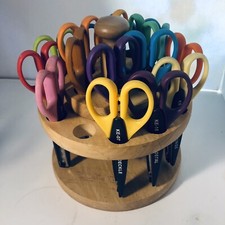 Kraft Scissors 17 Edgers Papercraft Cardmaking Scrapbooking W/Wooden Caddy