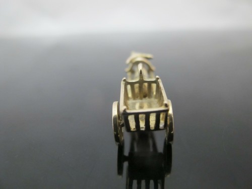 Rare 14k Yellow Gold Western OX CART Charm Pendant with Rotating Wheels 5gr - Picture 2 of 5