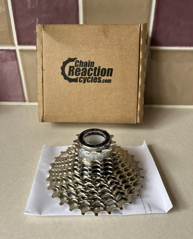 Shimano 105 5800 11-28 11 speed cassette Steel alloy Silver
