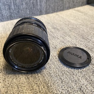 Lenscap Sigma Zoom-ε 28-70mm f/3.5-4.5 Multi-Coated SLR Lens - Untested