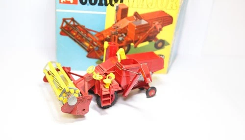 Corgi 1111 Massey Ferguson 780 Combine Harvester In Original Box - Lot 2