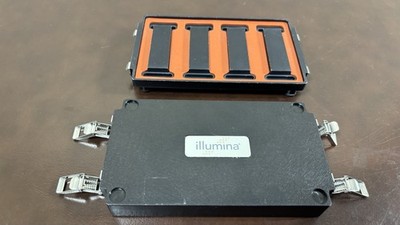 Illumina Infinium XT Hybridization Chamber REF 210948 w/ Gasket Insert BeadChip
