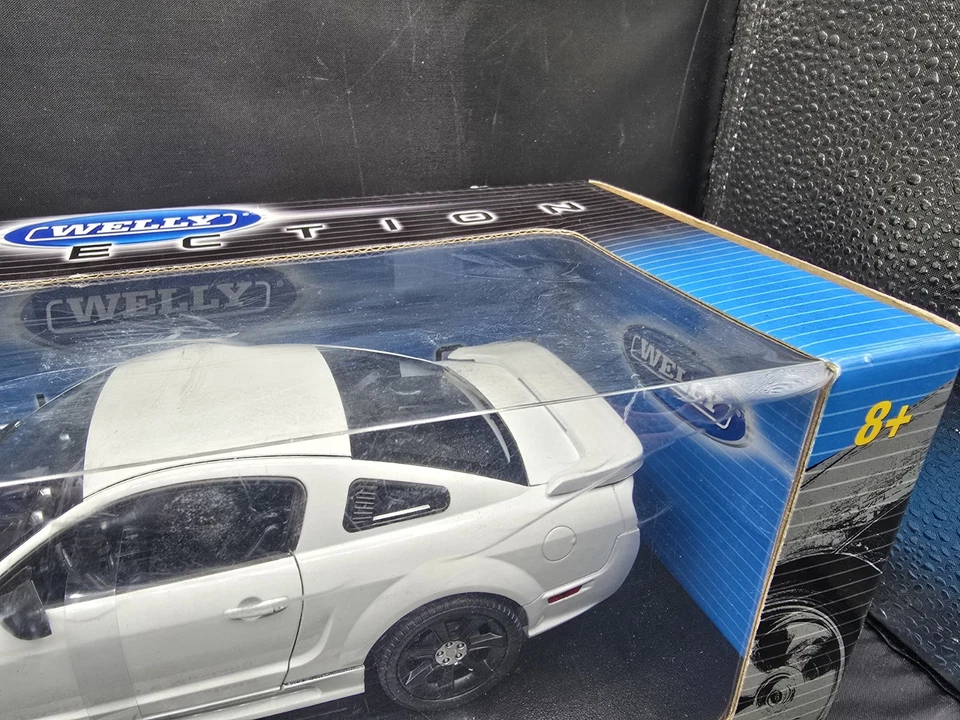 2007 Saleen S281 E Mustang White  1/18 Welly NEW READ  - Image 3 of 4