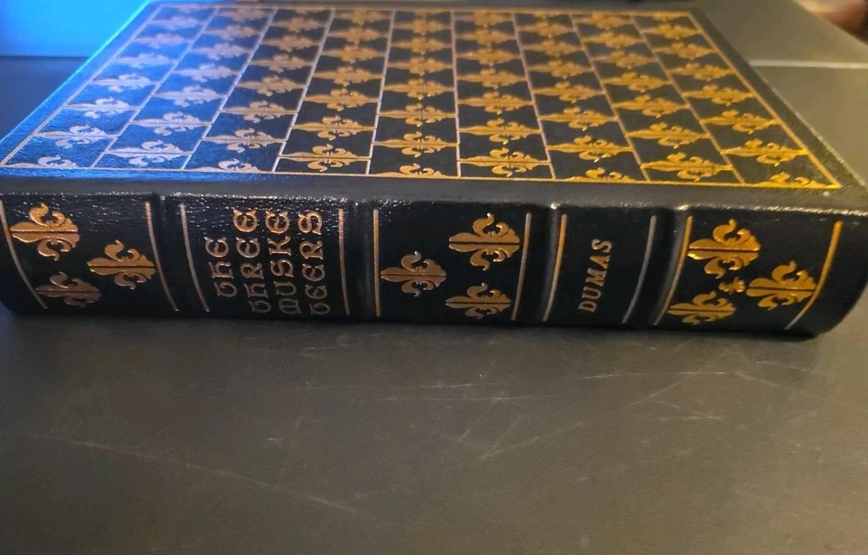 The Three Musketeers by Alexandre Dumas Easton Press 1978 EXCELLENT / LIKE NEW Foto 2 de 4