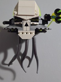 LEGO DC Super Heroes Brainiac Minifigure & Ship 76040 Brainiac Attack