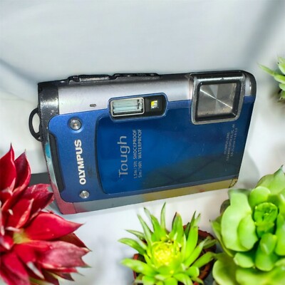Olympus Tough TG-610 Digital Camera 14 MP Waterproof Shockproof