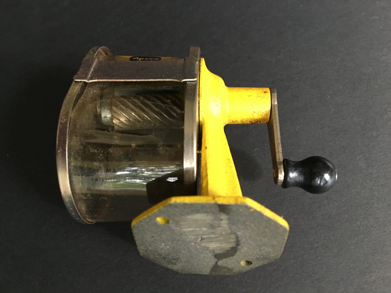 Vintage APSCO MIDGET Mechanical Pencil Sharpener - Yellow - School Desk
