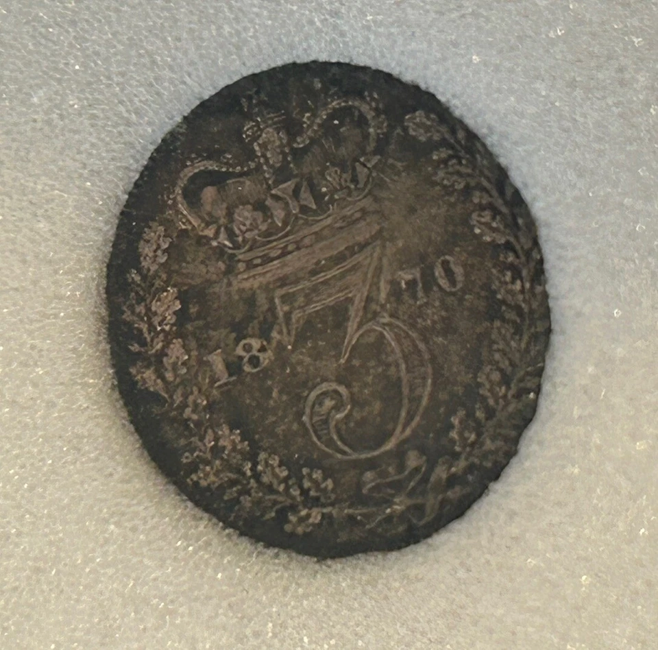 1762 & 1870 Great Britain silver 3 pence from Maundy sets Uncirculated opportune - Image 3 of 4