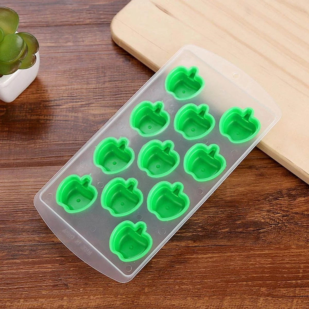 Silicone Ice Dice Container Ice Cube Mould Maker Garden Party