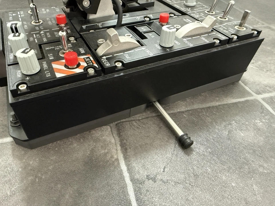 Quick Release Throttle Base For Winwing Orion 2  with 2x Throttle plates - Image 3 of 4